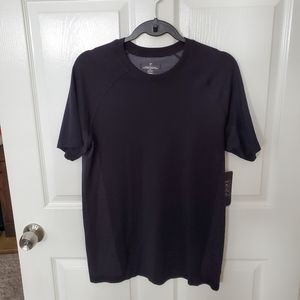 NWT Fabletics Men's Training Day T Size M